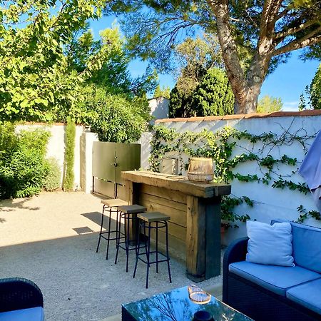 Maisonnette Au Coeur Des Alpilles Mouries Luaran gambar
